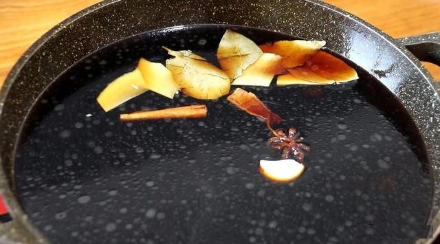 豆腐這麼做下飯又下酒，做法簡單味道好，一盤不夠吃，先收藏了