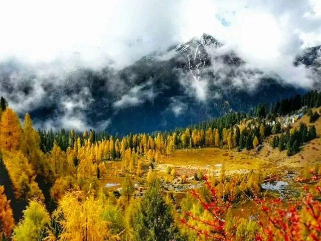 四姑娘山旁風景，景色不輸九寨溝、稻城亞丁！美醉成仙，未商業化