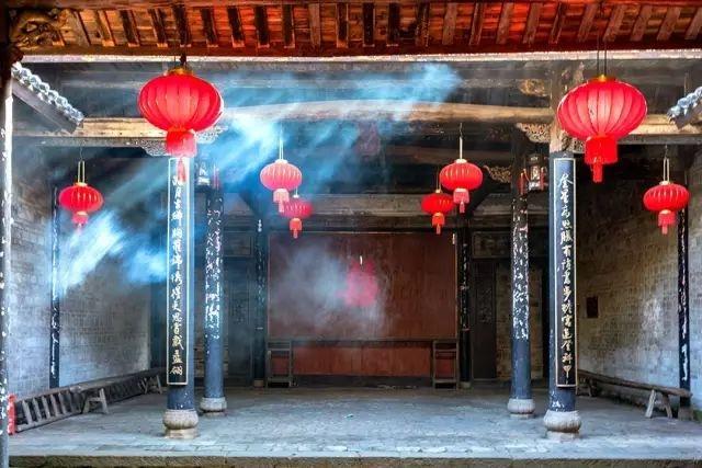 這座贛南小城，私藏了幾百座豪宅！沒有婺源有名卻低調了千年！