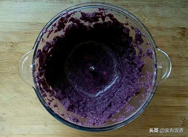 想吃紫薯發糕在家做，一次發酵成功，一看就會特簡單