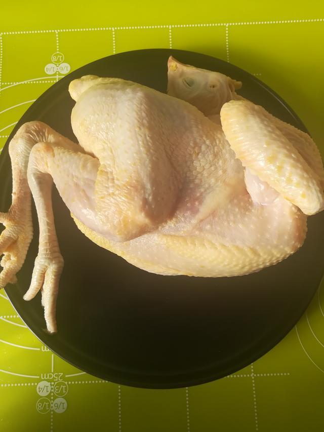 教你在家不用一滴水學會用電飯煲燜雞，外酥里嫩，香氣撲鼻