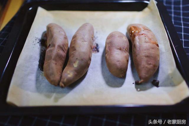 在家自己烤紅薯，吱吱流油，做法簡單，香甜可口，滿屋飄香