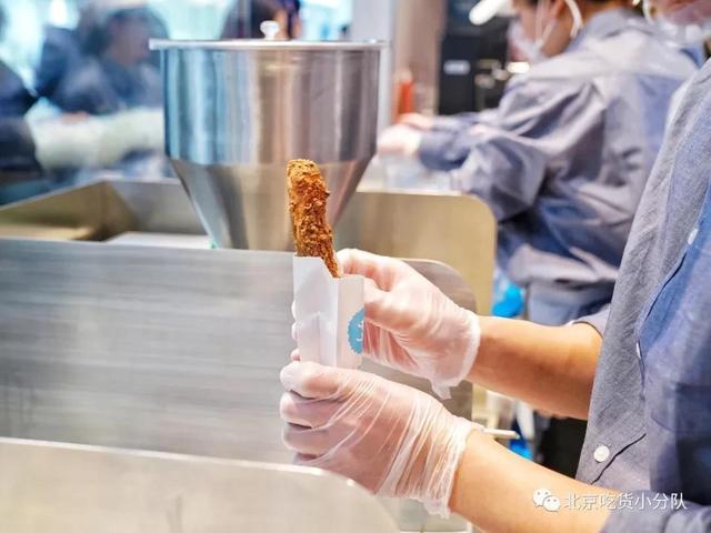 東京超火的小小店來了，第一家在西單，主打兩種爆款甜品