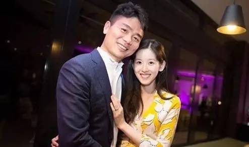 21歲年輕漂亮的她嫁給「大19歲總裁老公」！被嗆是「花瓶拜金女」！她真實身分曝光，酸民們全都馬上閉嘴！