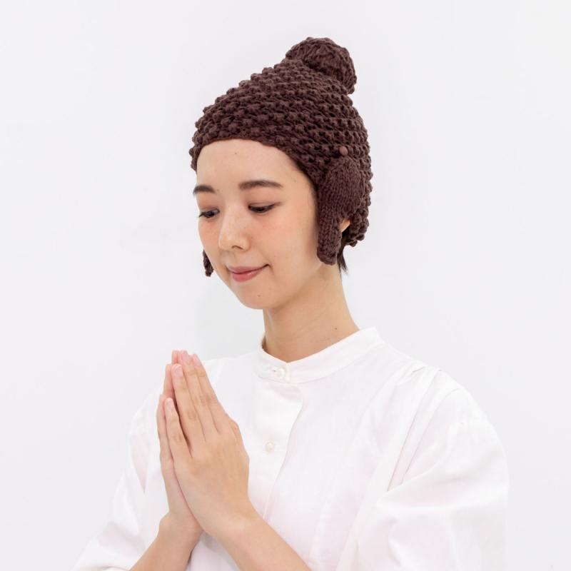 日本推最潮「佛系毛帽」一秒變神明　年輕人秒訂購：今年最時尚