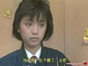 男人看完嚇哭！爸爸小時貪玩壓斷腿… 拿退伍令時竟發生超可怕事件：嚇到說不出話…