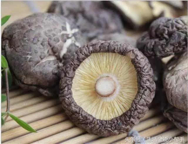 五星級大廚2分鐘快速泡發香菇、木耳、腐竹！簡單實用，快收藏！