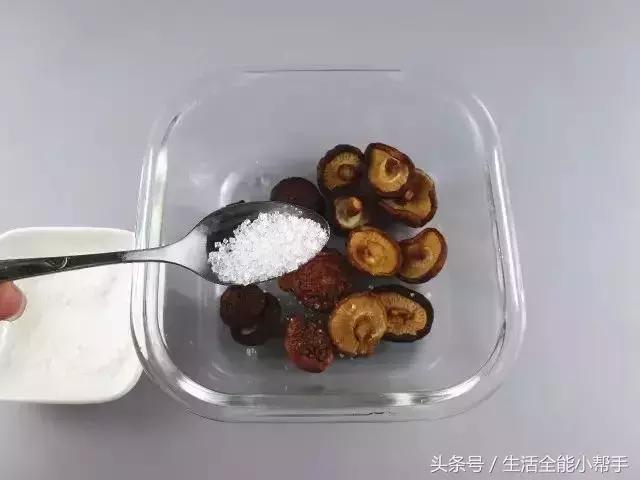 五星級大廚2分鐘快速泡發香菇、木耳、腐竹！簡單實用，快收藏！