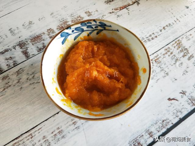 這兩樣食材一起做花捲，簡單營養又美味，常吃麵色紅潤、身體好