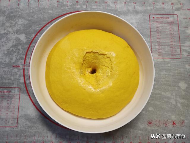 這兩樣食材一起做花捲，簡單營養又美味，常吃麵色紅潤、身體好