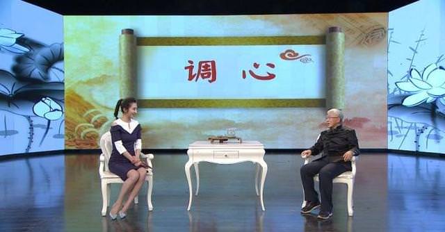 80歲教授原本全身都是病，這個健身術讓他身體更健康，每天堅持1分鐘，經絡暢通，減少膝關節疼痛，增強肺活量
