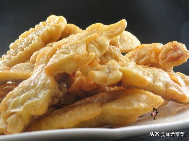 炸酥肉時，按照這個配方和訣竅，酥肉香脆不回軟，想吃自己在家做