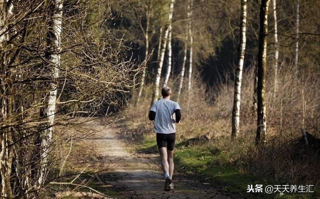 養生別只會吃大蒜，做好這5件事，身體或許會更加健康！