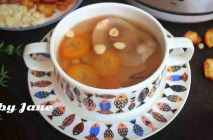 金桔加杏仁這樣煮一煮，竟成「止咳劑」,清肺祛痰，告別慢性「喉炎」