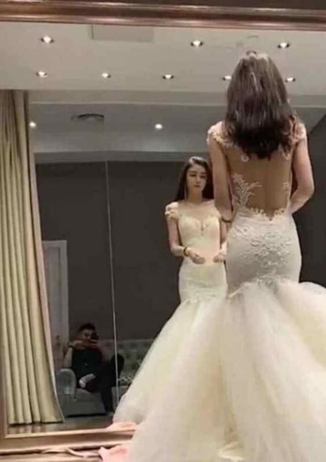 新娘穿上婚紗凹凸有致，帘子拉開瞬間，網友：真正的女神啊