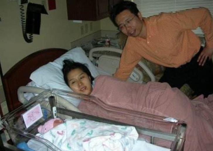 兒媳懷孕六個月，婆婆笑稱：生男孩就獎勵5萬！結果生下孩子後兒媳成了百萬富翁！