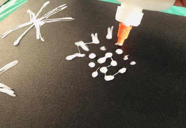 慶元旦煙花不能少，帶娃玩轉「煙花」手工，體驗不一樣的科學藝術