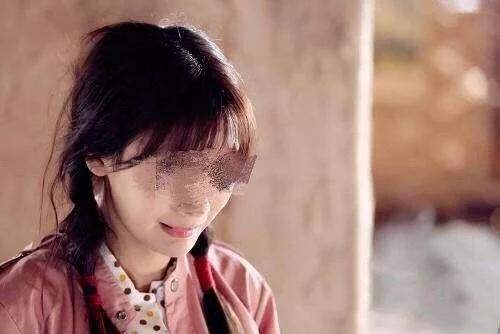 單身漢誤入女人村，白得七個媳婦，十年後回到家，才知害死整村人！