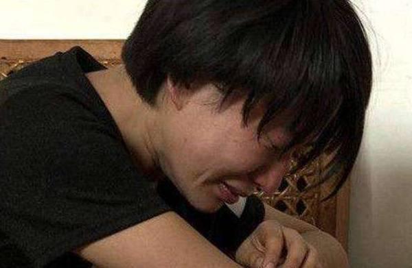 39歲意外懷二胎，婆家人堅持要生，寶寶出生後家裡亂成一鍋粥