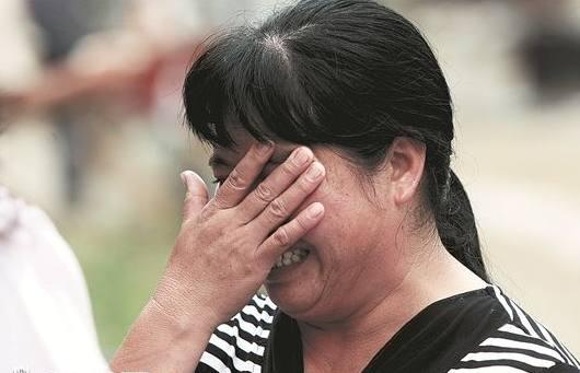 39歲意外懷二胎，婆家人堅持要生，寶寶出生後家裡亂成一鍋粥