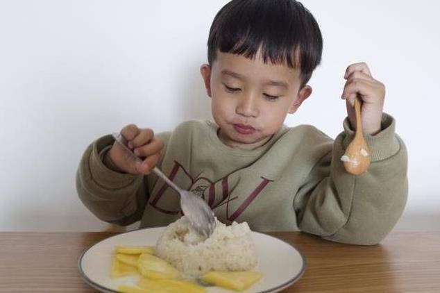 心理專家李玫瑾教授：如何避免孩子自私 、嬌寵、 任性 等行為