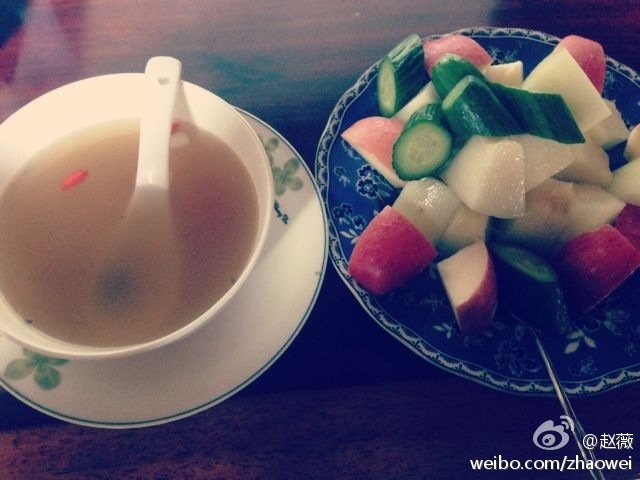 42歲趙薇「1個月狂甩12kg」姣好身材宛若少女！堅持「飲食四大原則」大媽變回女神秘訣曝光