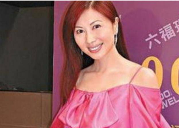 曾經的香港小姐，被前夫爆料「一周要十次」，卻在49歲又嫁初戀！