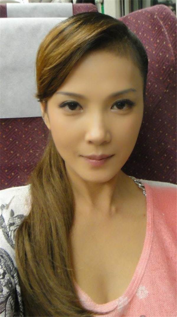 48歲美魔女「丁國琳」消失半年多，再次出現時好身材竟崩壞...！超扯的呀