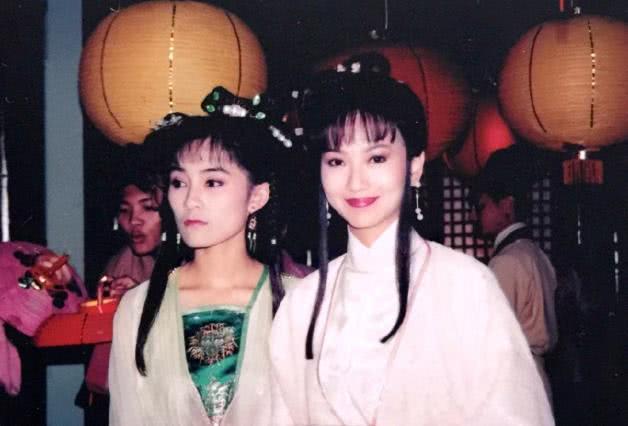 她是趙雅芝的丫鬟，本土女星，嫁圈外老公被寵17年，如今50歲沒整容看著也舒服