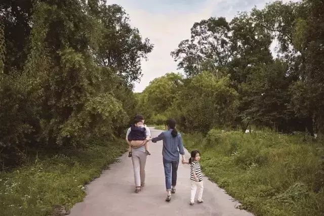 她是林依晨的偶像，32歲紅遍亞洲，事業巔峰嫁給愛情，變身農婦依舊是最美氧氣女神！ 