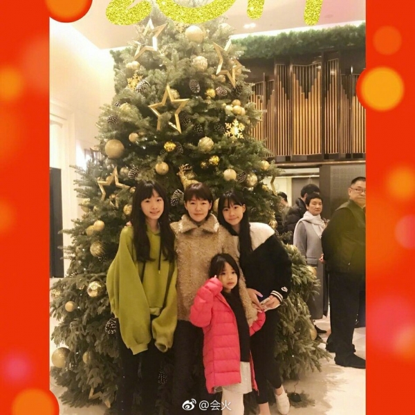 小S 女兒從「醜小鴨」整容式「美炸天」！倒是她臉部僵硬認不出了！