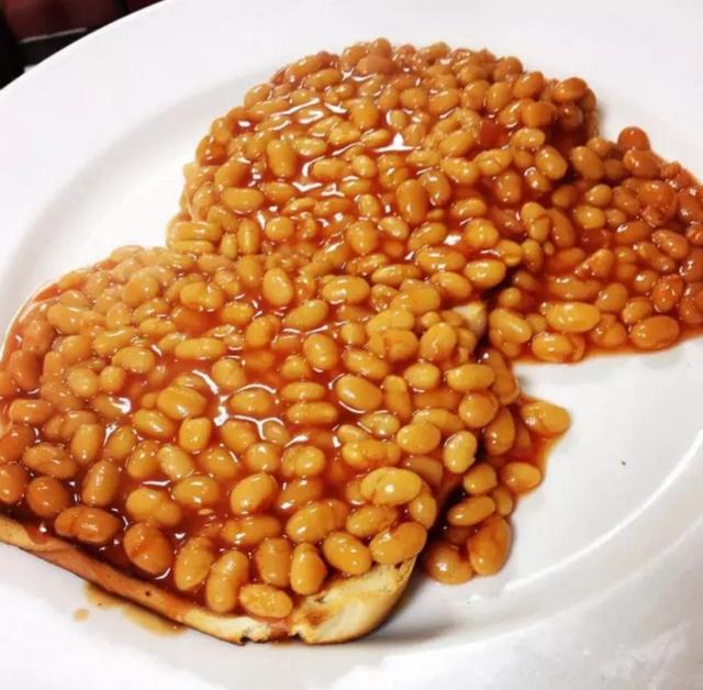 英國人瘋狂迷戀的「豆腐乳」，竟然是汗腳臭鞋味？！