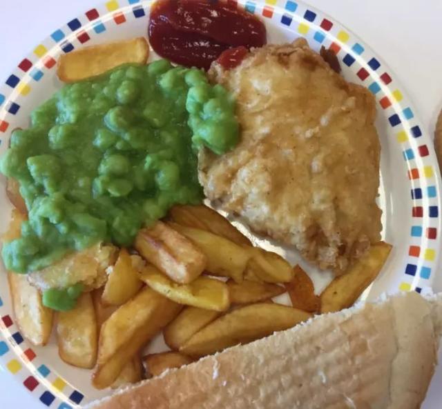 英國人瘋狂迷戀的「豆腐乳」，竟然是汗腳臭鞋味？！