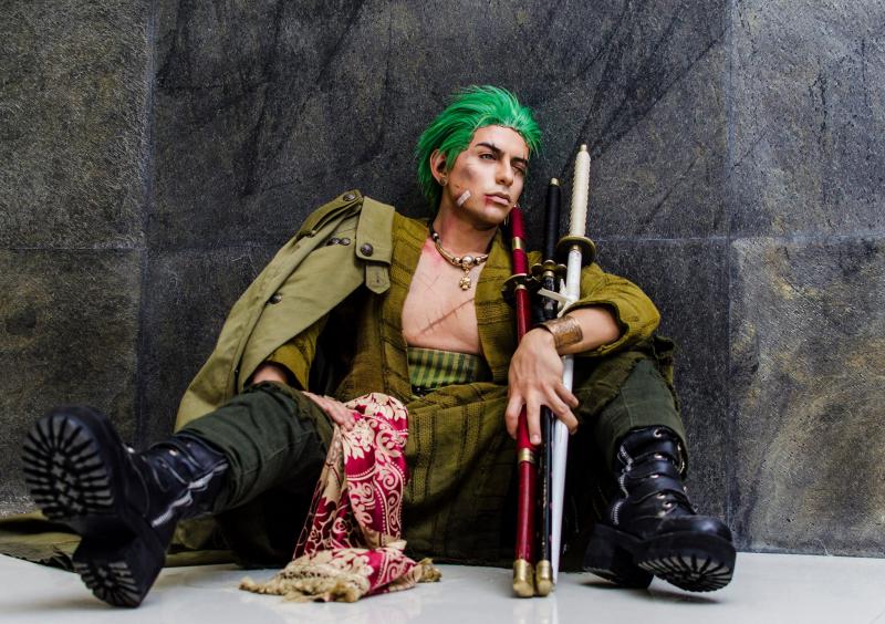 他曾是cosplay世界大賽冠軍，這次他挑戰海賊王裡的「鷹眼」密佛格，讓網友大呼根本神還原