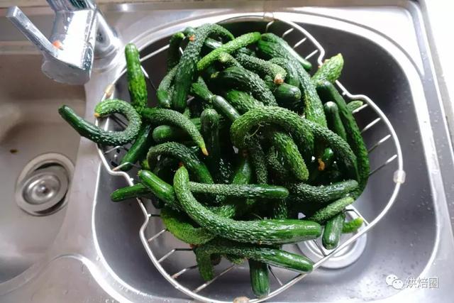 有種下飯菜叫醬黃瓜 可別小看它 咯吱爽脆比肉香！