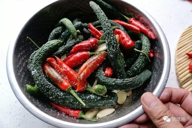 有種下飯菜叫醬黃瓜 可別小看它 咯吱爽脆比肉香！