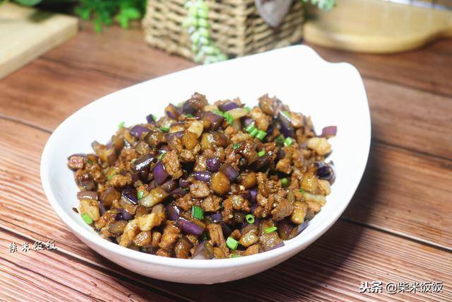 茄子不炸，不蒸，這樣一炒，香噴噴，3碗米飯不夠吃！
