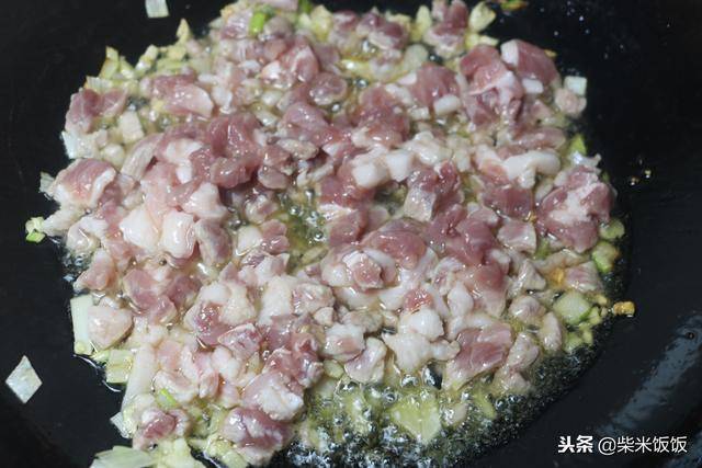 茄子不炸，不蒸，這樣一炒，香噴噴，3碗米飯不夠吃！