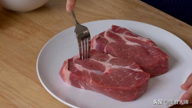 豬肉最好吃的做法，肉質軟嫩，越嚼越香，老公兒子每天吃都不膩