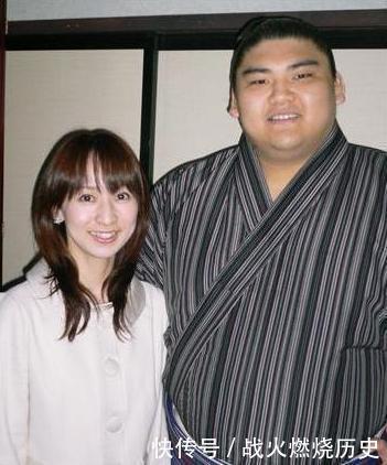 為什麼日本有很多漂亮的女明星會嫁給相撲手？原因：在生活上需要！ 