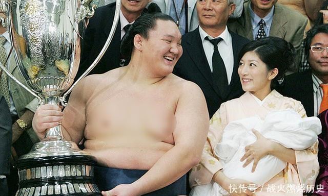 為什麼日本有很多漂亮的女明星會嫁給相撲手？原因：在生活上需要！ 