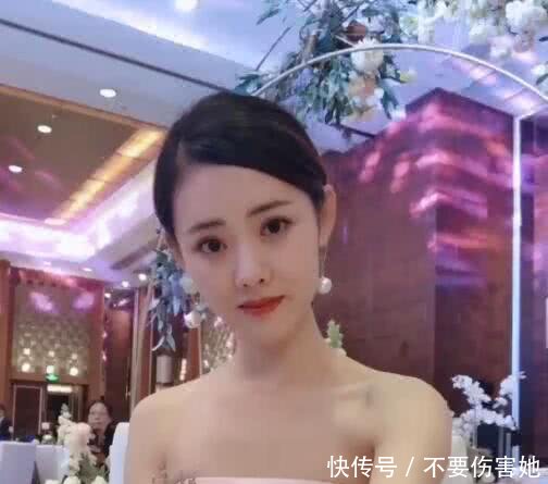 幼師伴娘紅了，表演拍手舞真美，網友：現在讀幼兒園來得及嗎！