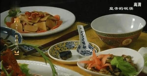 電視劇裡的「飯菜」到底是真的還是假的？看完這些照片後，你絕對會超佩服這些演員們！