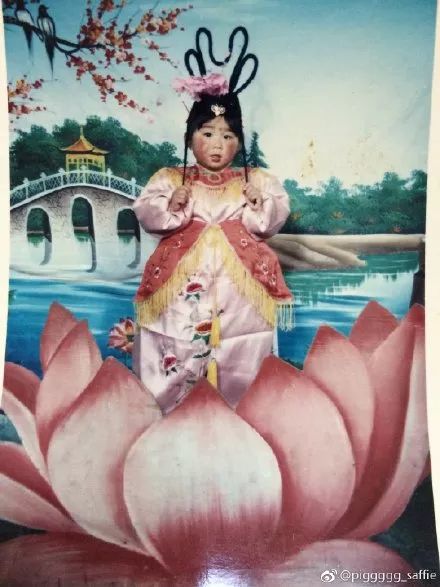 這輩子做過最後悔的事，就是拍了這些「莫名羞恥」的沙雕照片... 