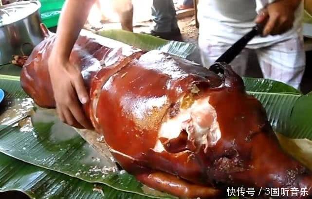 奇聞！女子花5000元點了一隻烤乳豬，端上來時兩眼放光，切開後卻沒人敢吃！