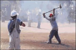 發個笑話給你，有本事，忍住別笑！哈哈，忍不住了..