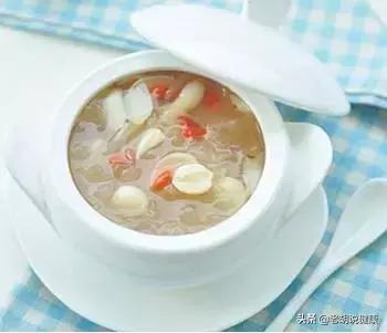 冬季養生先養肺，養肺注意4方面，3個清肺食譜換著吃，肺部更健康