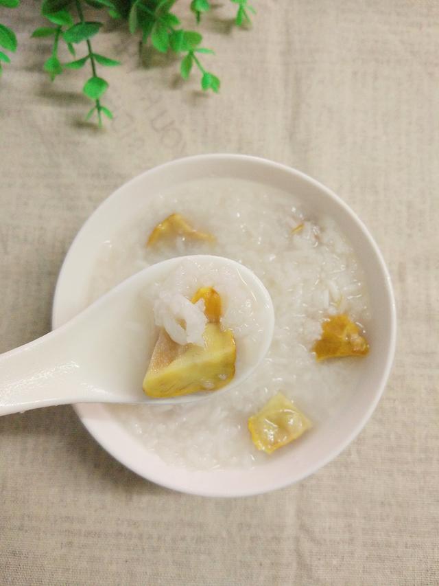 大米加上這菜，是女性的「養顏粥」，一天吃一碗，比做美容強！