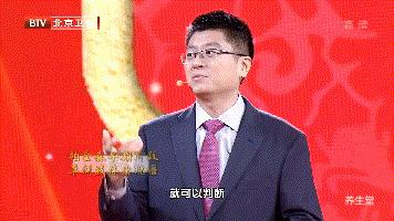 手抖也是病，病根在大腦！如果身體有這三個症狀，可能已經中招了