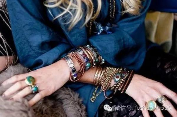 戒指千萬別亂戴！男人、女人戒指戴法的解讀，收藏起來一定用的到！